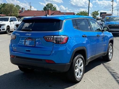 2024 Jeep Compass Sport