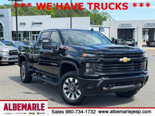 Black 2024 Chevrolet Silverado 2500 Custom
