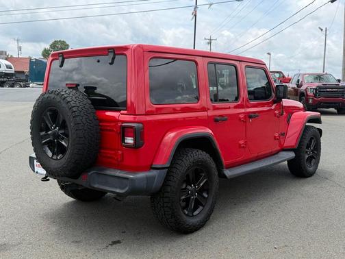 Firecracker Red Clearcoat 2019 Jeep Wrangler Unlimited Sahara
