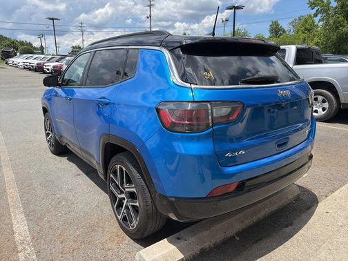 Hydro Blue Pearlcoat 2025 Jeep Compass Limited