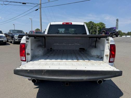 Bright White Clearcoat 2016 RAM 1500 Tradesman/Express