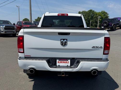 Bright White Clearcoat 2016 RAM 1500 Tradesman/Express