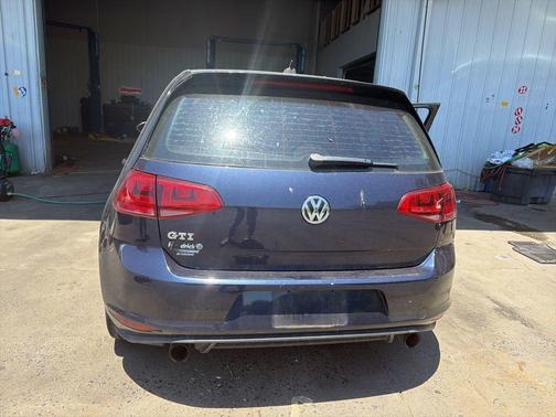 Night Blue Metallic 2017 Volkswagen Golf GTI S 4-Door