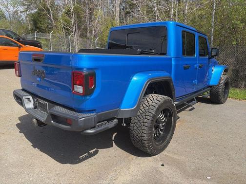 Hydro Blue Pearlcoat 2025 Jeep Gladiator Sport