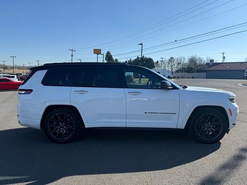 2023 Jeep Grand Cherokee L Summit