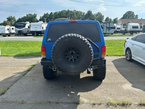 2001 Jeep Cherokee Sport
