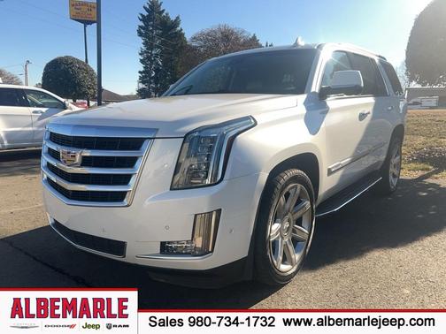 2018 Cadillac Escalade Luxury