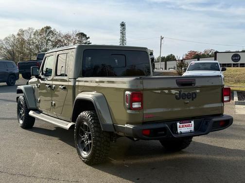 2025 Jeep Gladiator Sport
