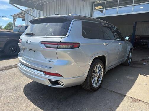 Silver Zynith 2023 Jeep Grand Cherokee L Summit