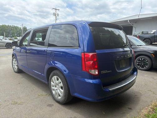 Indigo Blue Clearcoat 2019 Dodge Grand Caravan SE