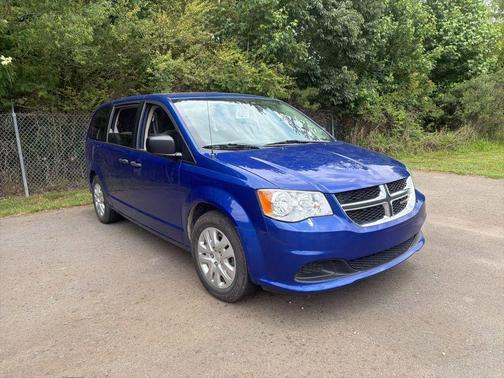 Indigo Blue Clearcoat 2019 Dodge Grand Caravan SE