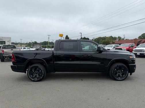 Diamond Black 2026 RAM 1500 Big Horn/Lone Star