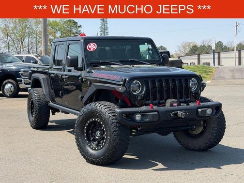 Black Clearcoat 2020 Jeep Gladiator Rubicon