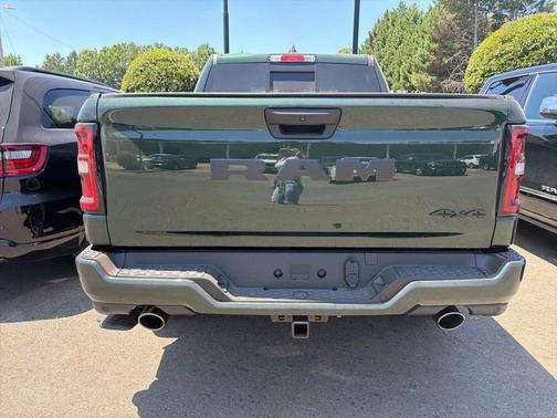 Serrano Red 2026 RAM 1500 Express