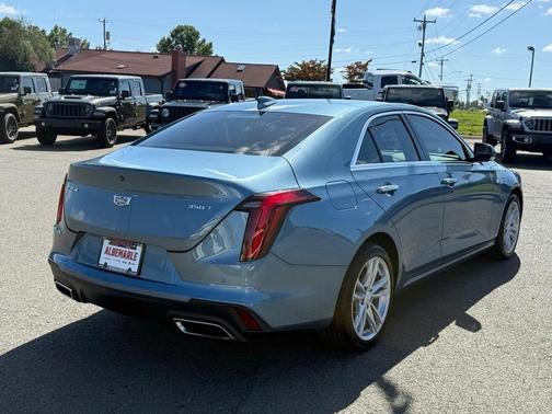 2024 Cadillac CT4 Luxury