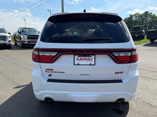 White Knuckle Clearcoat 2023 Dodge Durango GT