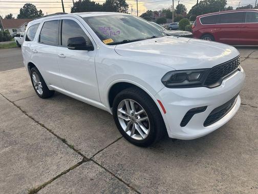 White Knuckle Clearcoat 2023 Dodge Durango GT