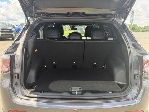 Metallic 2024 Jeep Compass Latitude