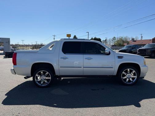 2012 Cadillac Escalade EXT Premium