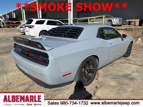 2020 Dodge Challenger SXT