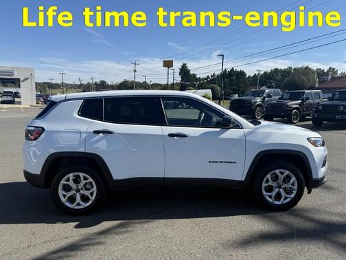 2025 Jeep Compass Sport