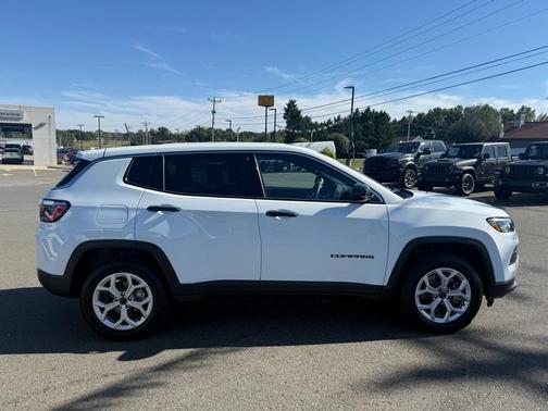 2025 Jeep Compass Sport