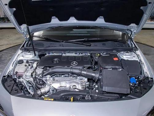 2023 Mercedes-Benz CLA 250 4MATIC