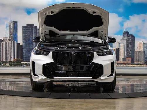 2026 BMW X5 M60i