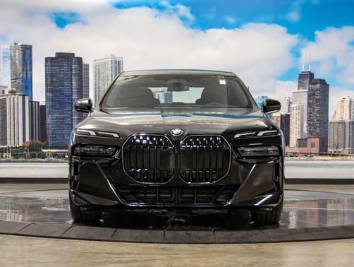 Black Sapphire Metallic 2026 BMW 740 xDrive