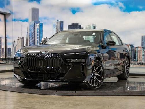 Black Sapphire Metallic 2026 BMW 740 xDrive
