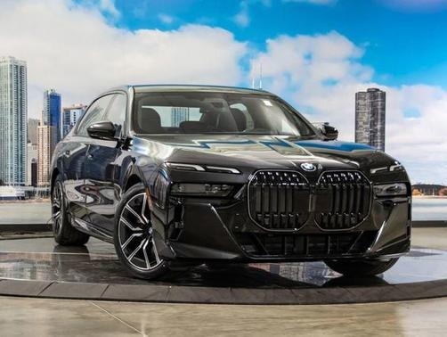 Black Sapphire Metallic 2026 BMW 740 xDrive