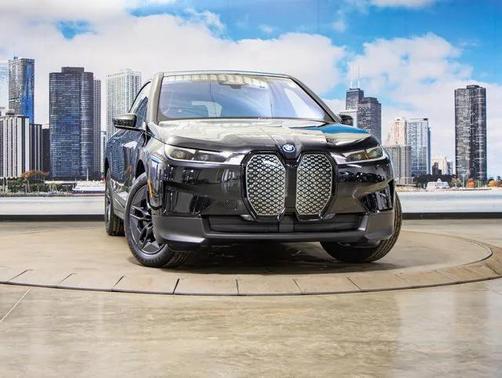 2025 BMW iX xDrive50