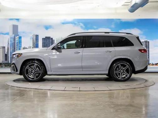 2025 Mercedes-Benz GLS 450 4MATIC