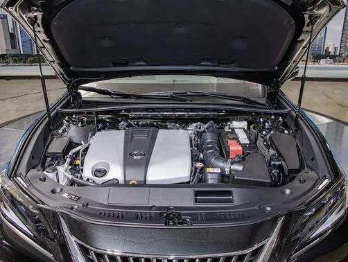 2025 Lexus ES 350 Ultra Luxury