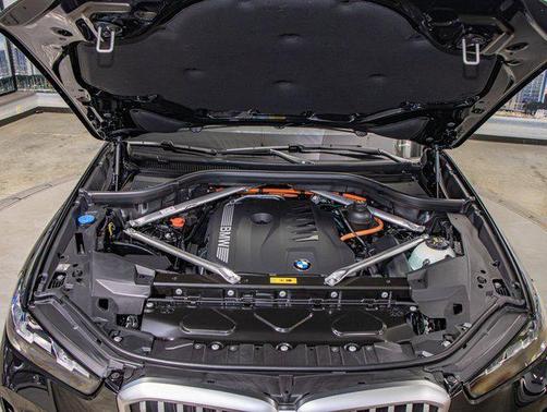 2026 BMW X5 PHEV xDrive50e
