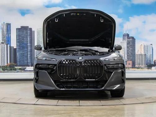 2025 BMW 760 i xDrive
