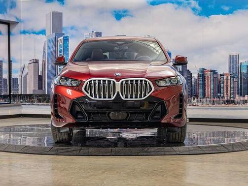 Aventurin Red 2027 BMW X6 xDrive40i