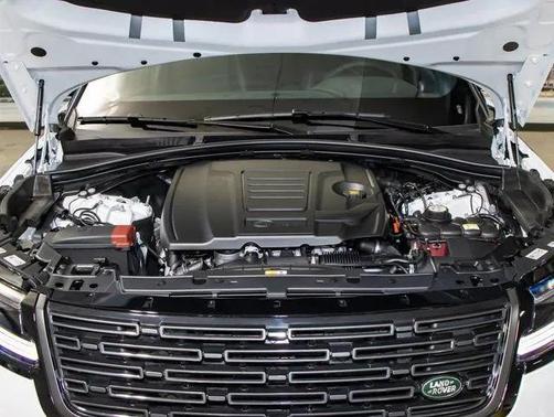 2026 Land Rover Range Rover Velar P250 SE R-Dynamic