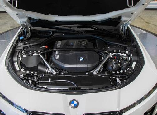Alpine White 2027 BMW 740 xDrive