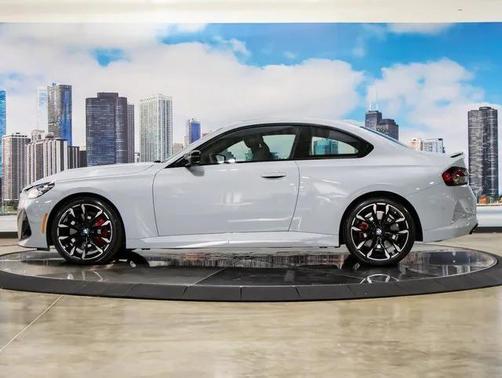 2025 BMW M240 i xDrive