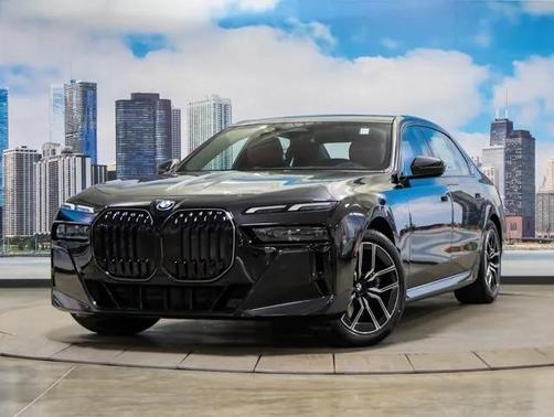 2025 BMW 740 i xDrive