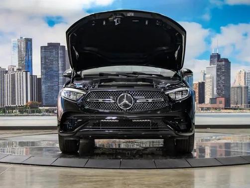 2026 Mercedes-Benz GLC 300 4MATIC