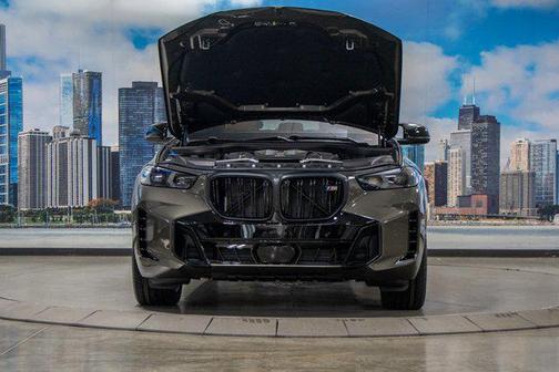 2026 BMW X5 M60i