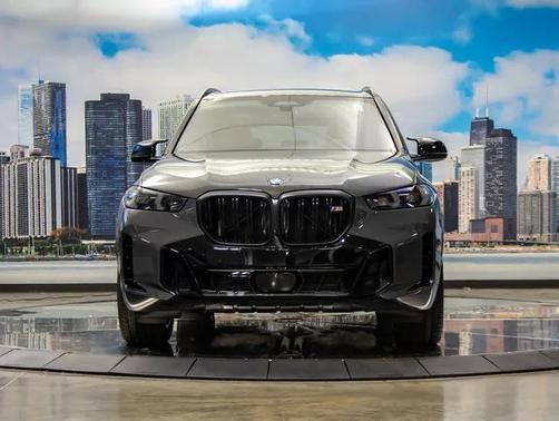 2026 BMW X5 M60i