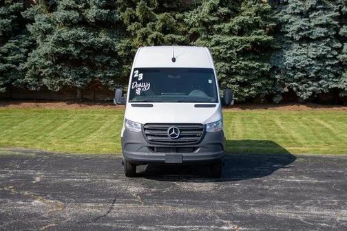 2023 Mercedes-Benz Sprinter 4500 Standard Roof 4-Cyl Diesel HO