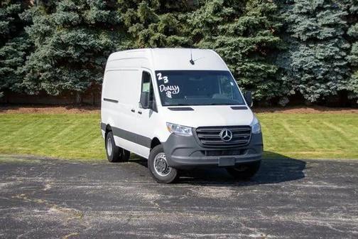 2023 Mercedes-Benz Sprinter 4500 Standard Roof 4-Cyl Diesel HO