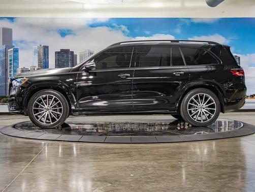 2025 Mercedes-Benz GLS 450 4MATIC