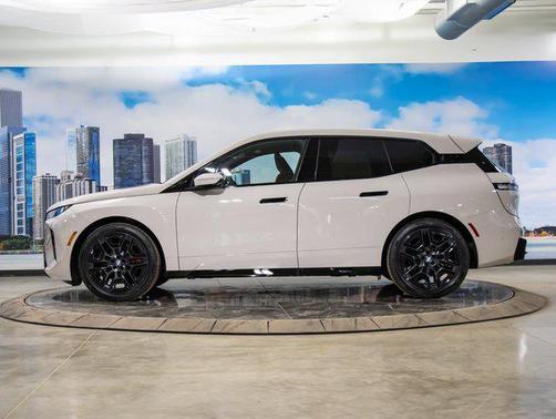 2026 BMW iX xDrive60