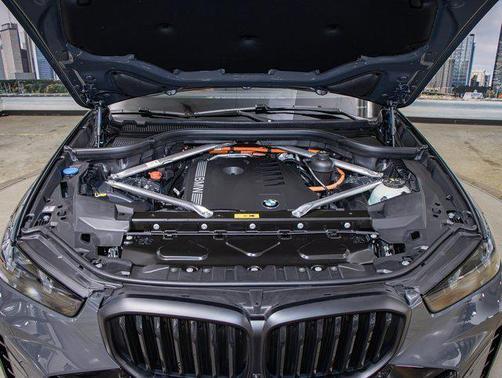 2026 BMW X5 PHEV xDrive50e