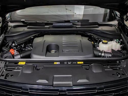 2026 Land Rover Range Rover SE